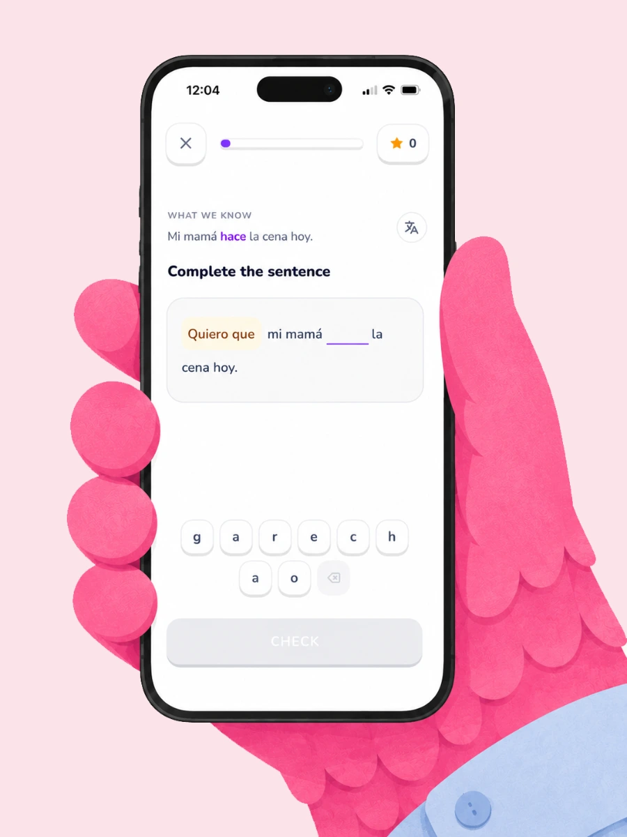 A hand holding a phone showing a Modo exercise: complete the sentence Quiero que mi mamá ___ la cena hoy